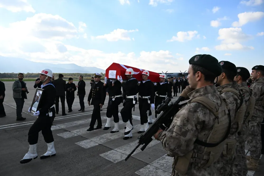 Şehidimiz Hv. Uçk. Bkm. Asb. Bçvş. Akın Karakuş, Askeri Tören ile Karşılandı