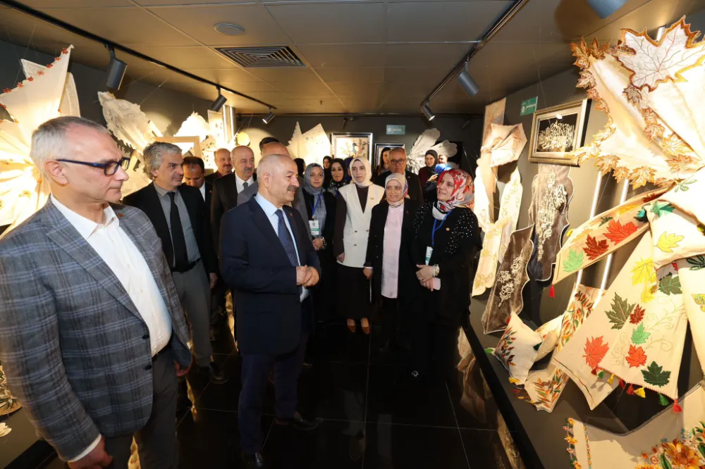 GESMEK’ten Hayata Dokunan Sergi: Yıl Sonu Sergisi Büyük İlgi Gördü