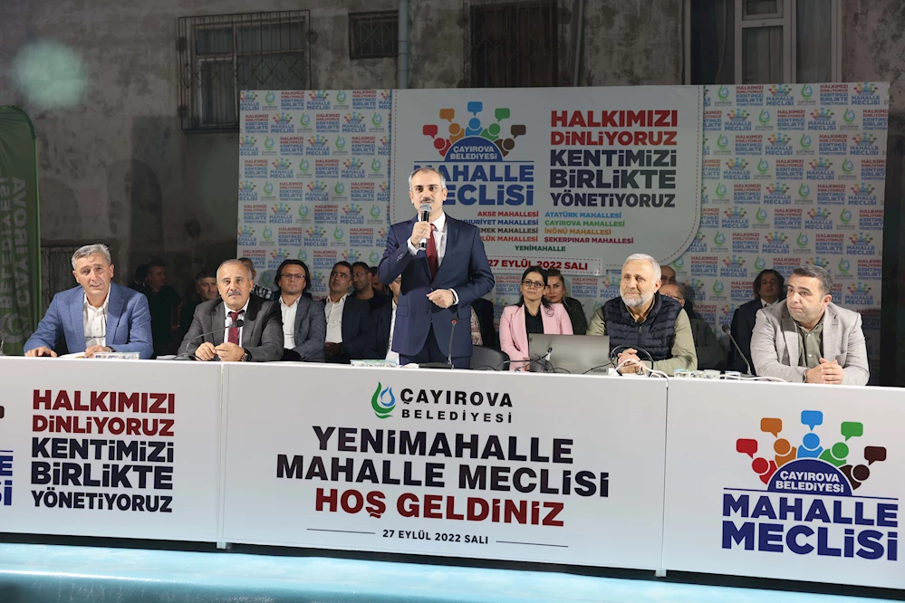 <strong>Çiftçi, mahalle mahalle vatandaşlarla buluşuyor</strong>